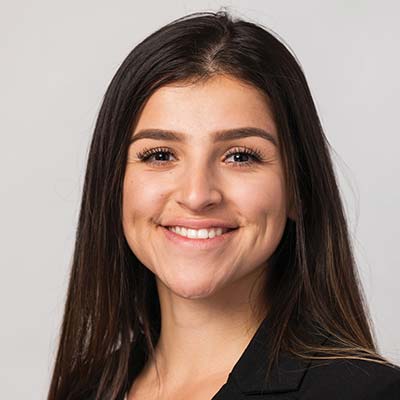 Headshot of Andreina T.